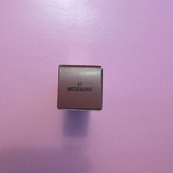 M·A·C LOCKED KISS 24HR LIPSTICK in Meticulous - Picture 9 of 9